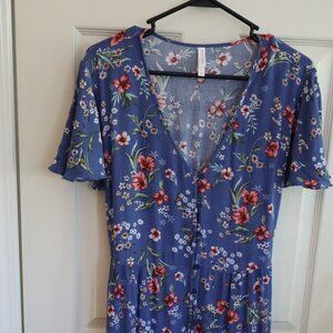 Blue floral v neck dress with button detail front and tie back Xhilaration sz L